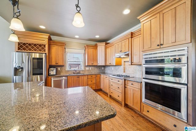 1016 DUNSMORE DRIVE, Chelsea, AL 35043