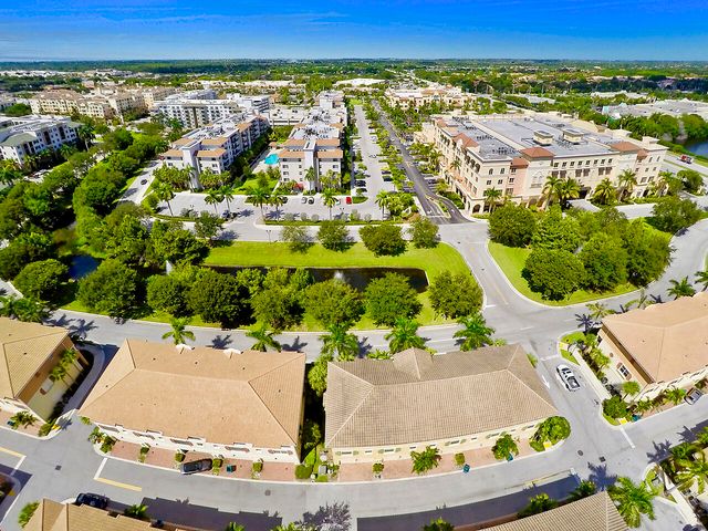 1859 Via, Boynton Beach, FL 33426