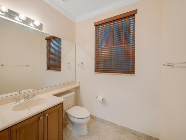 1859 Via, Boynton Beach, FL 33426