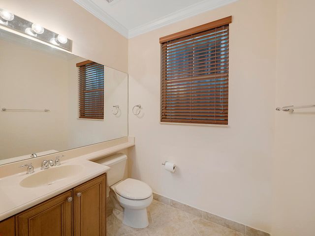 1859 Via, Boynton Beach, FL 33426