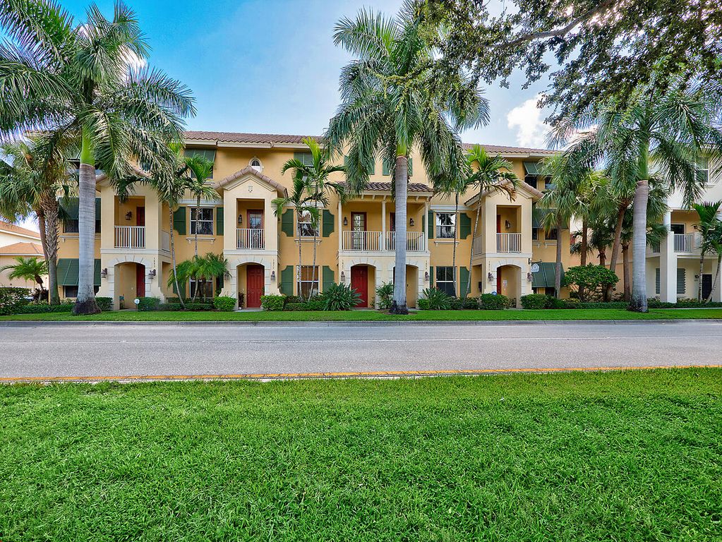 1859 Via, Boynton Beach, FL 33426