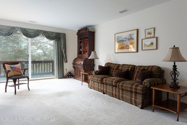 1608 Mulberry Court, Poughkeepsie, NY 12603