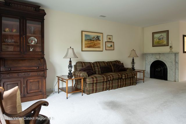 1608 Mulberry Court, Poughkeepsie, NY 12603