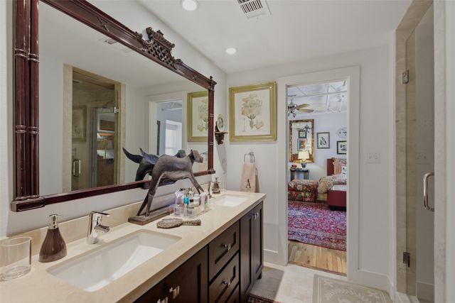 2303 Farrington Street 110, Dallas, TX 75207