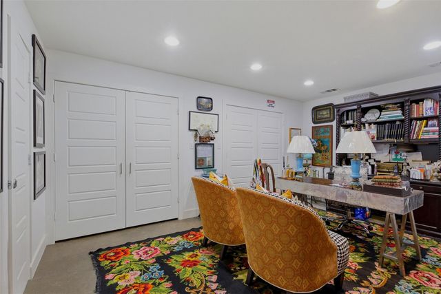 2303 Farrington Street 110, Dallas, TX 75207