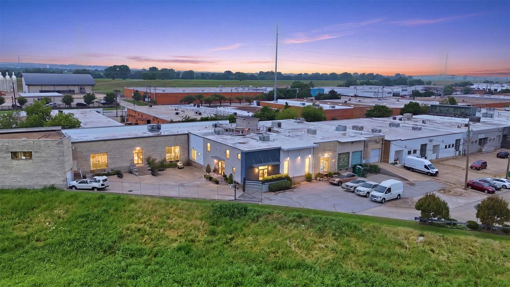 2303 Farrington Street 110, Dallas, TX 75207