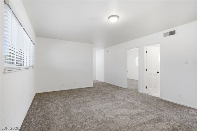 220 Candlelight Street, Las Vegas, NV 89145