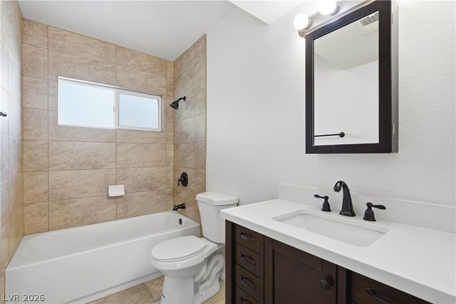 220 Candlelight Street, Las Vegas, NV 89145