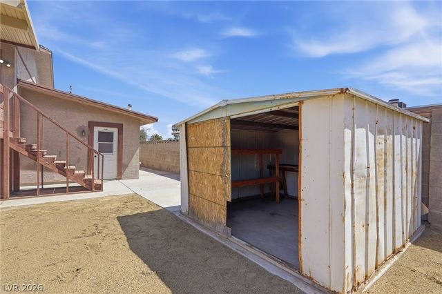 220 Candlelight Street, Las Vegas, NV 89145