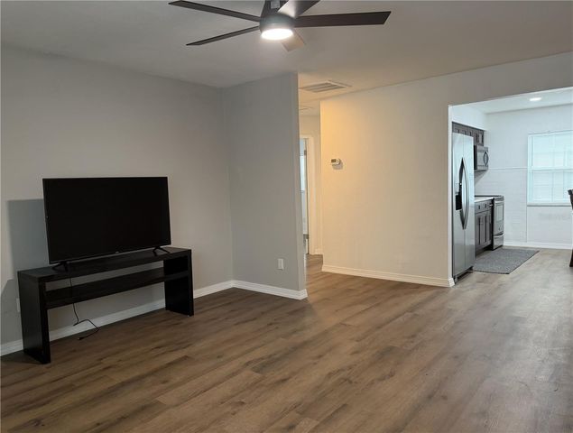 6317 S ROBERTS AVENUE A, Tampa, FL 33616