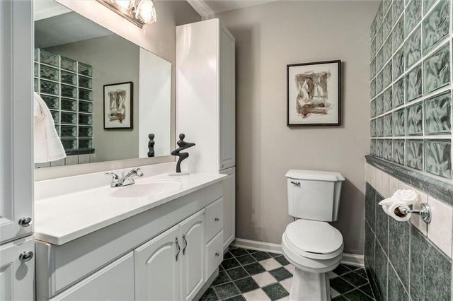 15433 S Dice Lane, Olathe, KS 66062