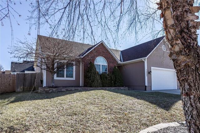 15433 S Dice Lane, Olathe, KS 66062
