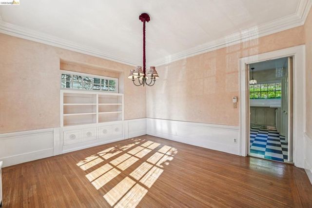 618 Boulevard Way, Piedmont, CA 94610