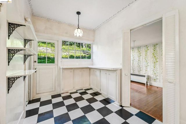 618 Boulevard Way, Piedmont, CA 94610