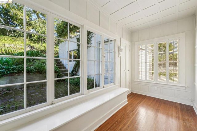 618 Boulevard Way, Piedmont, CA 94610