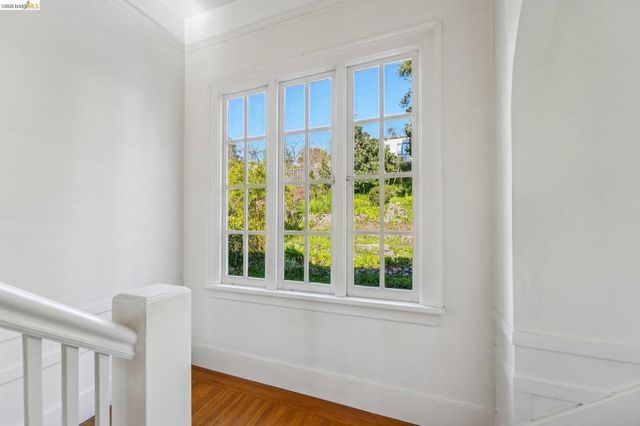 618 Boulevard Way, Piedmont, CA 94610