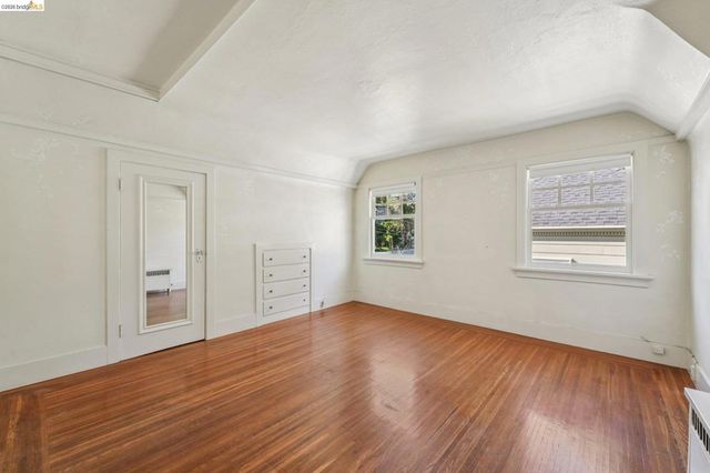 618 Boulevard Way, Piedmont, CA 94610