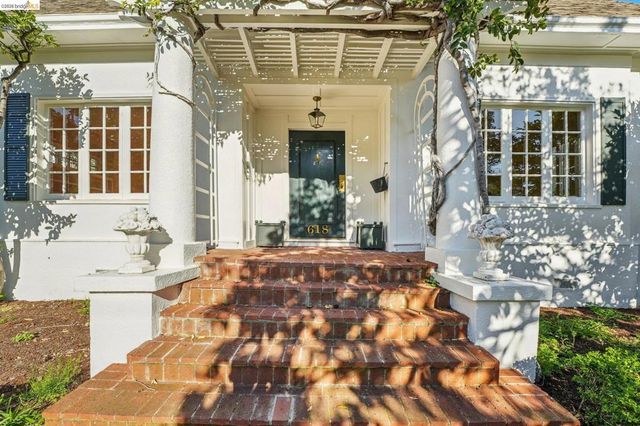 618 Boulevard Way, Piedmont, CA 94610