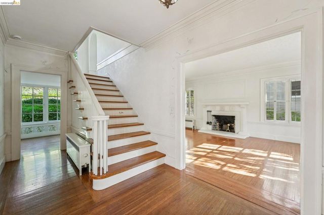 618 Boulevard Way, Piedmont, CA 94610