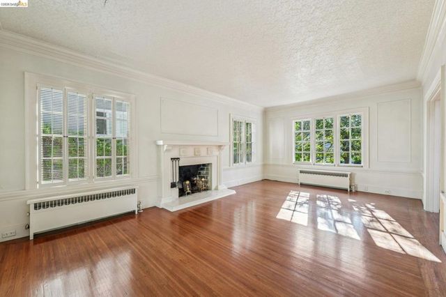 618 Boulevard Way, Piedmont, CA 94610