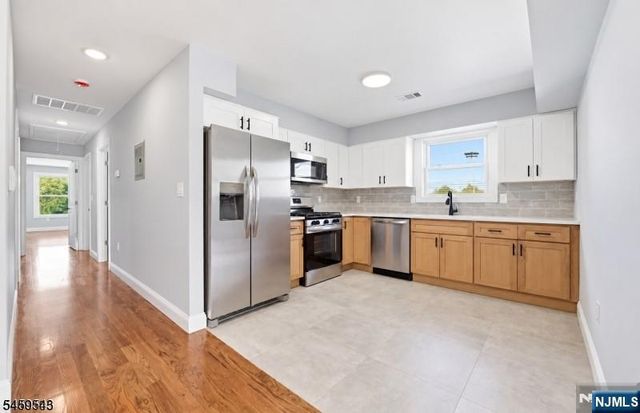 23 Edwin Place, Newark, NJ 07112