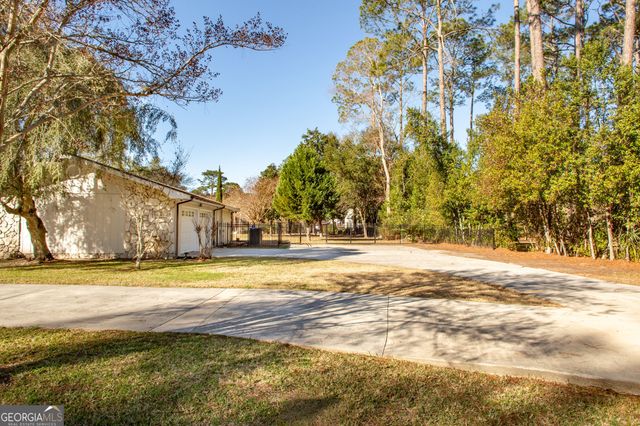 1285 Lynn Drive, Waycross, GA 31501