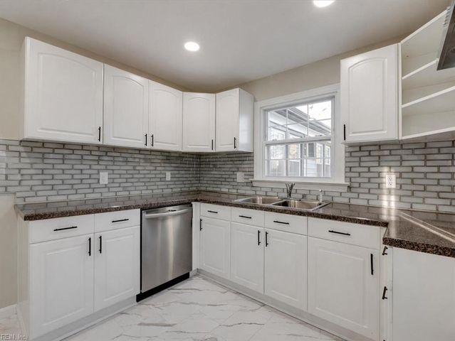 915 Jackson DR, Williamsburg, VA 23185