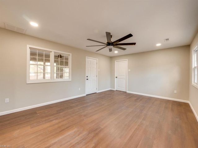 915 Jackson DR, Williamsburg, VA 23185