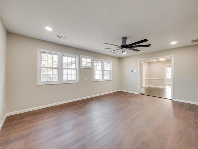 915 Jackson DR, Williamsburg, VA 23185