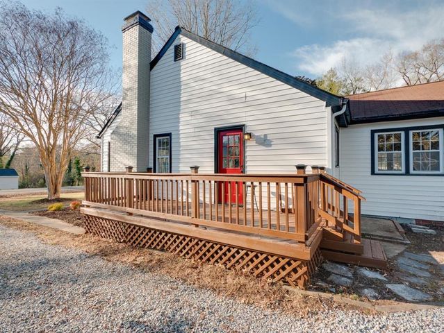 915 Jackson DR, Williamsburg, VA 23185