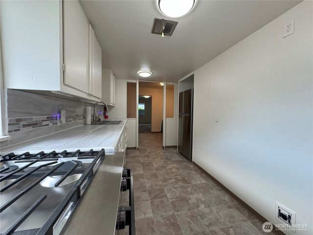 322 S Diamond Street, Centralia, WA 98531