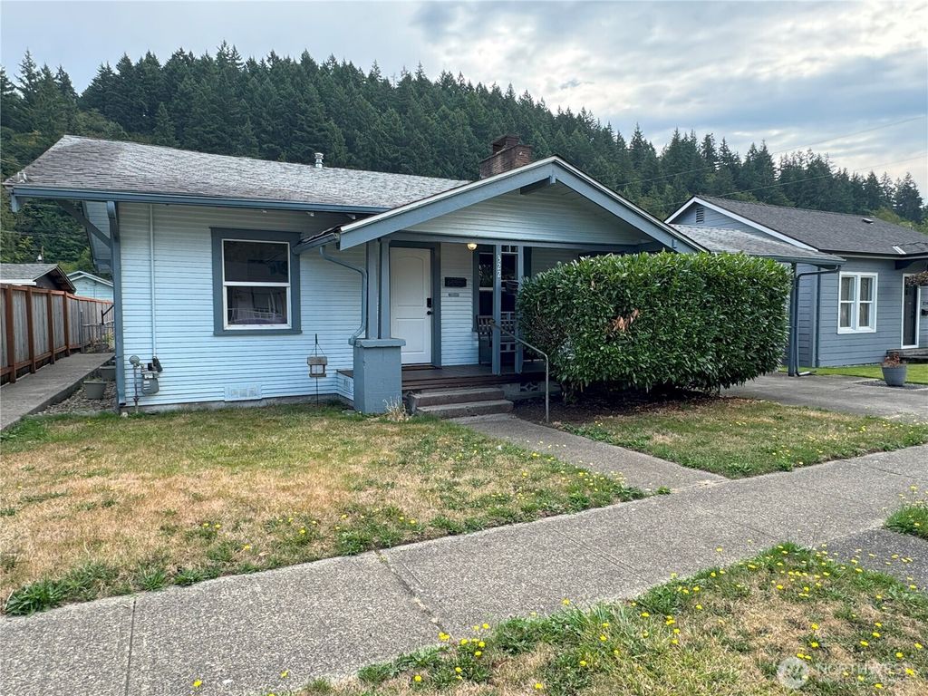 322 S Diamond Street, Centralia, WA 98531