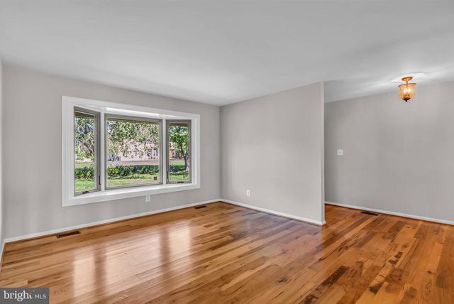 7245 KING WILLIAM ST, Warrenton, VA 20187