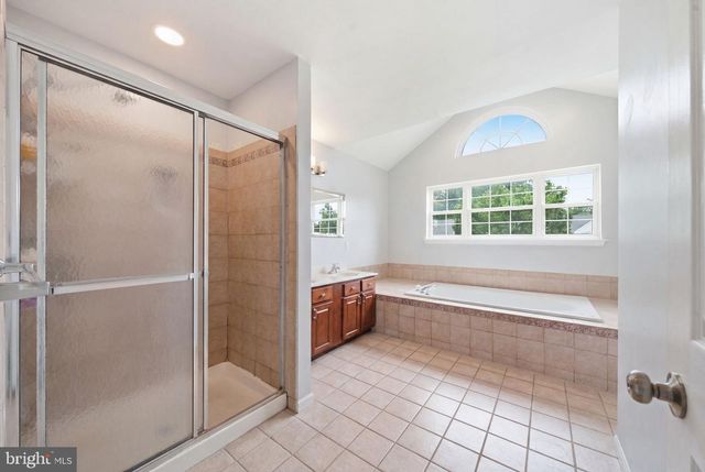 109 SPRUCE TRL, Swedesboro, NJ 08085