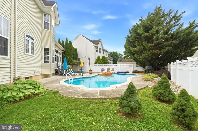 109 SPRUCE TRL, Swedesboro, NJ 08085