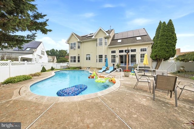 109 SPRUCE TRL, Swedesboro, NJ 08085