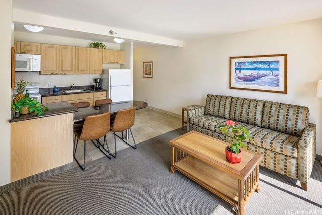 229 Paoakalani Avenue 906, Honolulu, HI 96815