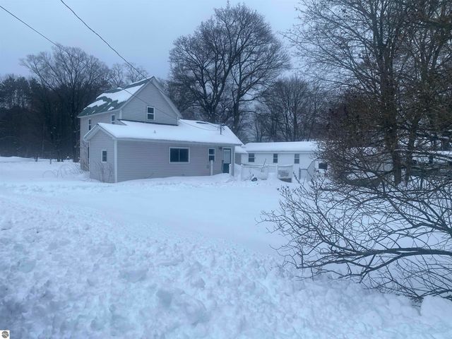 315 N First Street, Buckley, MI 49620