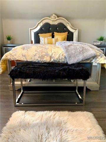 1221 Haeberle Avenue, Niagara Falls, NY 14301