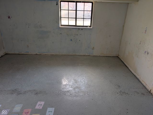 4117 Luxembourg Circle E, Indianapolis, IN 46228