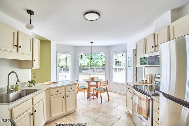 2 Creeks Edge Court, Durham, NC 27713