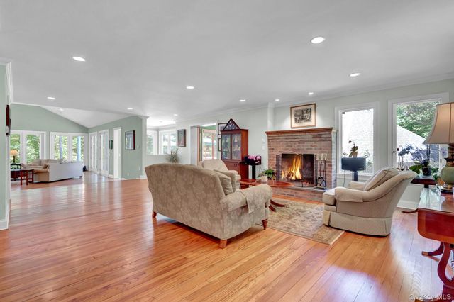 42 Winkle Point Drive, Northport, NY 11768