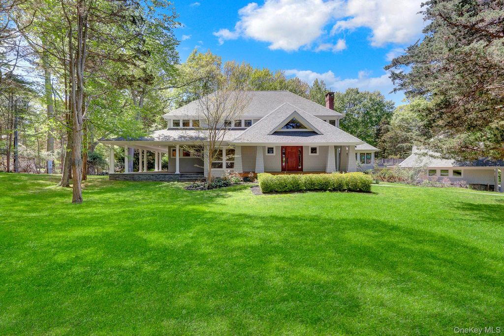 42 Winkle Point Drive, Northport, NY 11768