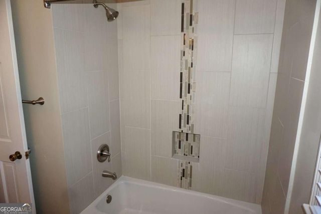 1140 Falstaff Drive, Roswell, GA 30076