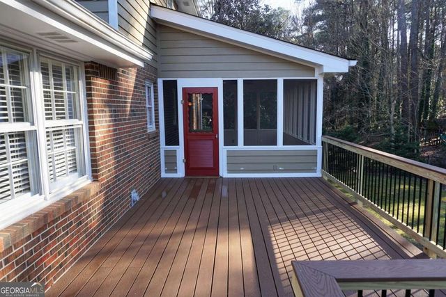 1140 Falstaff Drive, Roswell, GA 30076