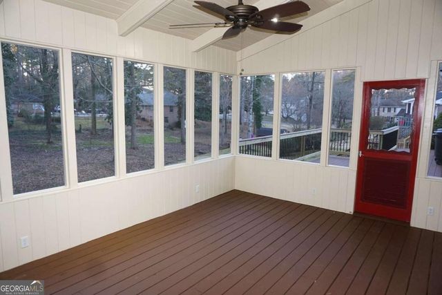 1140 Falstaff Drive, Roswell, GA 30076