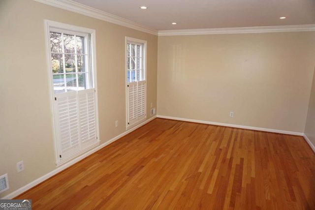 1140 Falstaff Drive, Roswell, GA 30076