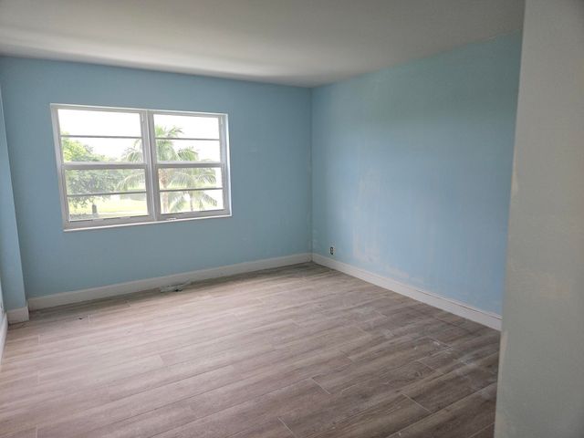 2500 NE 48TH Lane 301, Fort Lauderdale, FL 33308