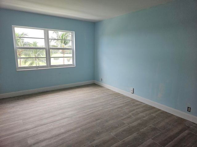 2500 NE 48TH Lane 301, Fort Lauderdale, FL 33308