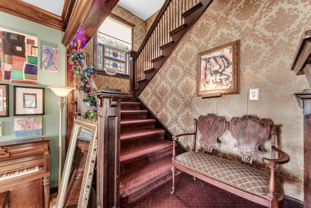 1414 N Benton Avenue, Springfield, MO 65802